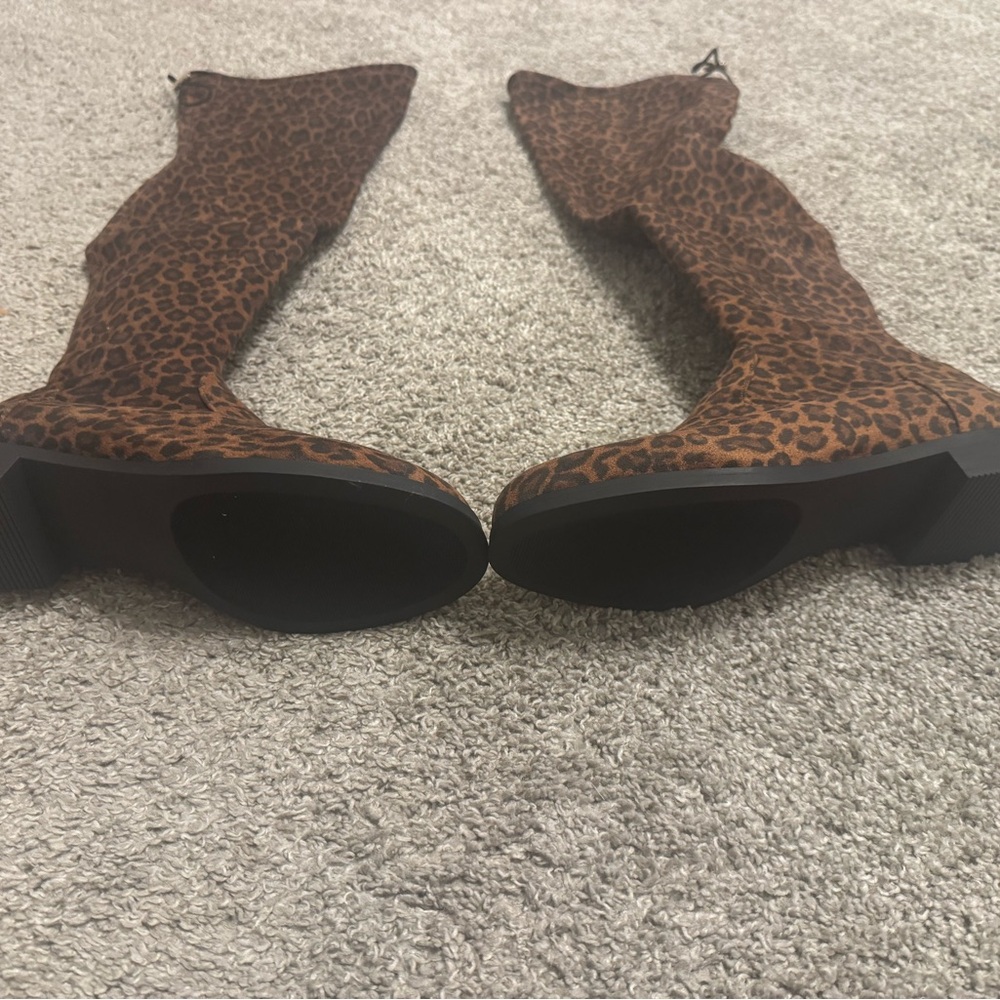 JustFab Leopard Print Flat Boots - Picture 3 of 4